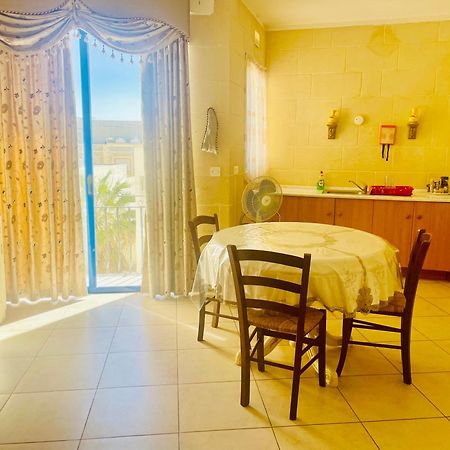 IX Xaluppa J6 Apartment Għajnsielem 외부 사진